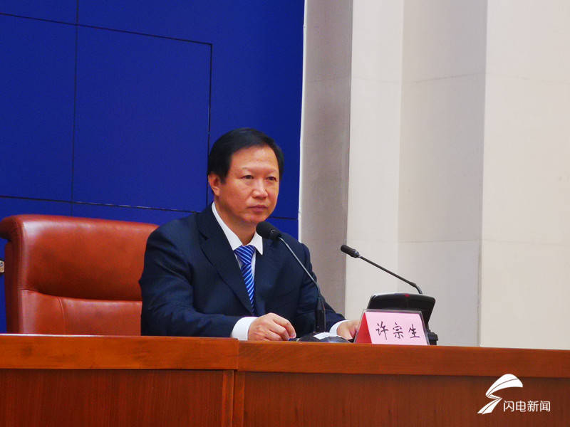 @在济企业 在原有独立工业用地进行厂房加层等用于自持生产 不再增收土地价款